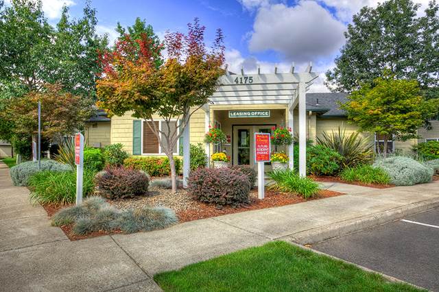 1-bedroom apartment at The Crossings Apartments in Eugene, OR