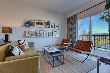 Living-Room at Bell Marymoor Park, Redmond, WA, 98052