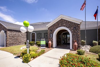 Leasing Office | The Legends of El Paso in El Paso, TX 79912 - Photo Gallery 6