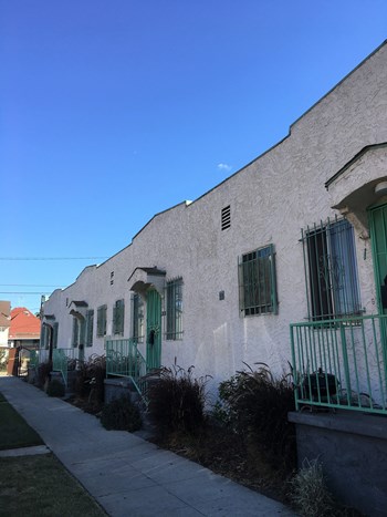 1497 W. 29th Street Studio-1 Bed Apartment for Rent - Photo Gallery 2