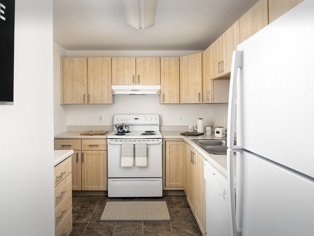 Rivergreens Apartments - Kitchen
