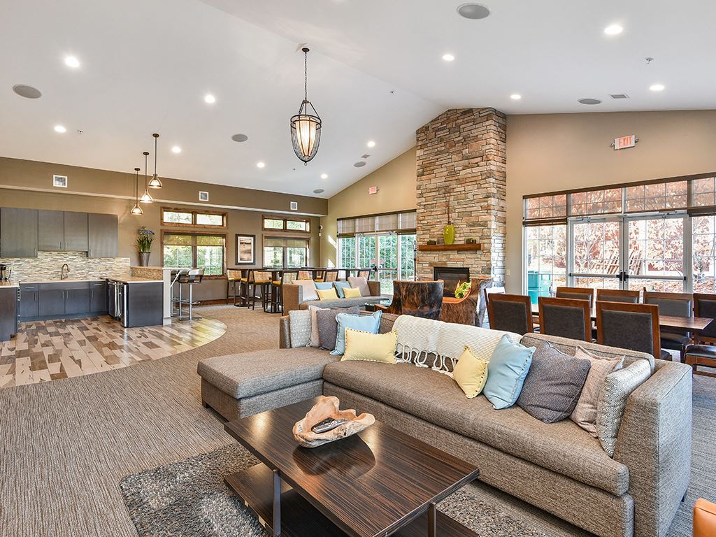 Bass Lake Hills Townhomes photo