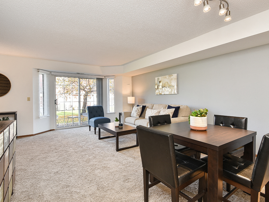 Bass Lake Hills Townhomes - Living Room
