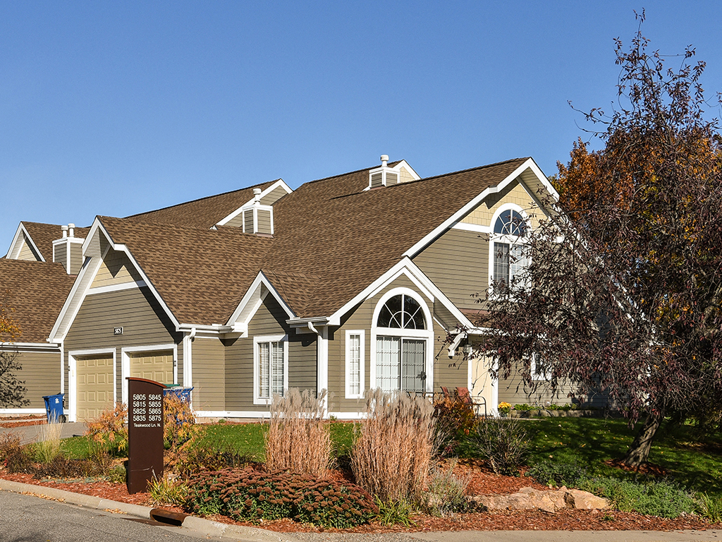 Bass Lake Hills Townhomes - Exterior