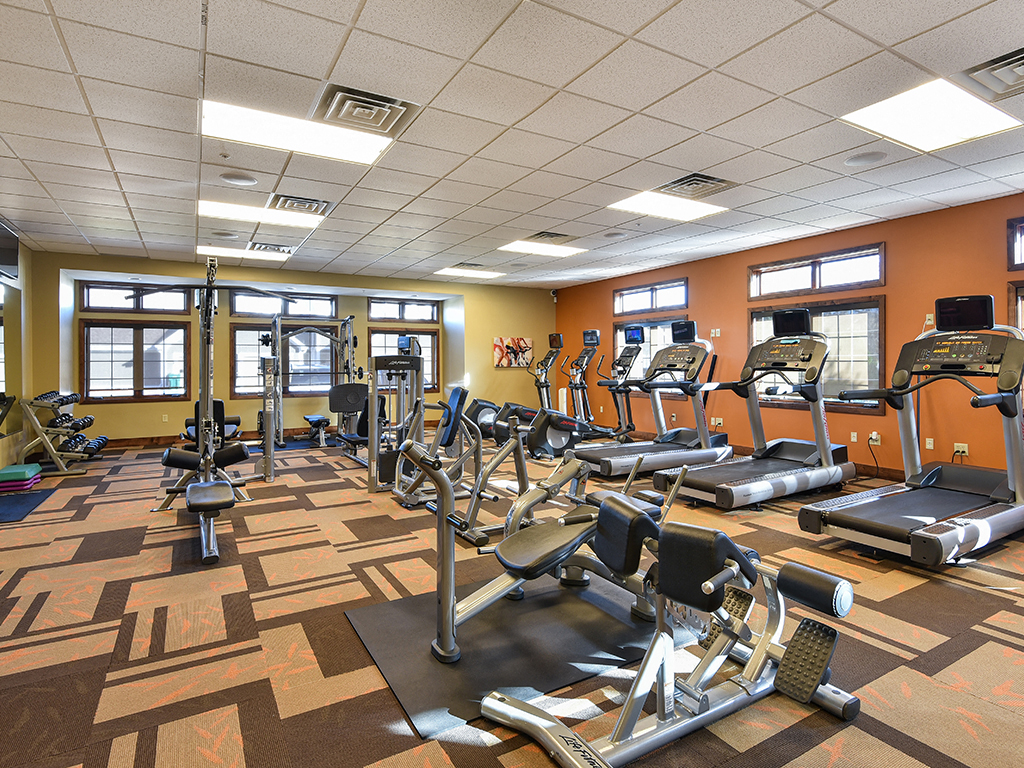 Bass Lake Hills Townhomes - Fitness Center