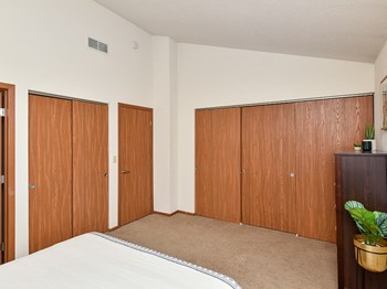 Birch Lake Townhomes - Bedroom - Photo Gallery 12