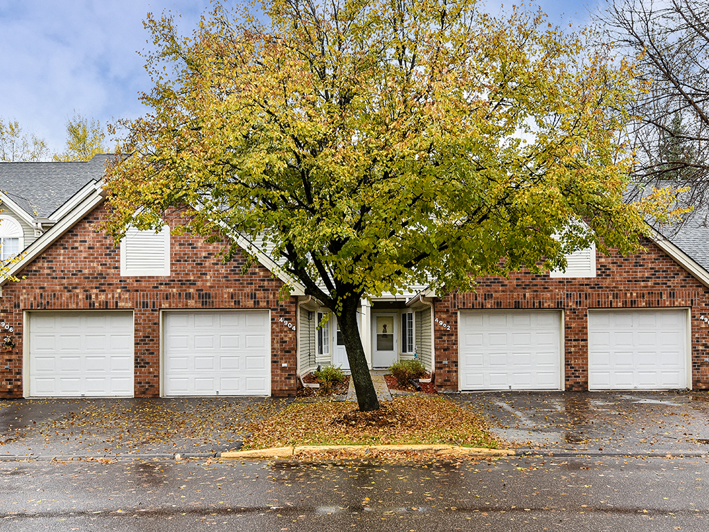 Birch Lake Townhomes - Exterior