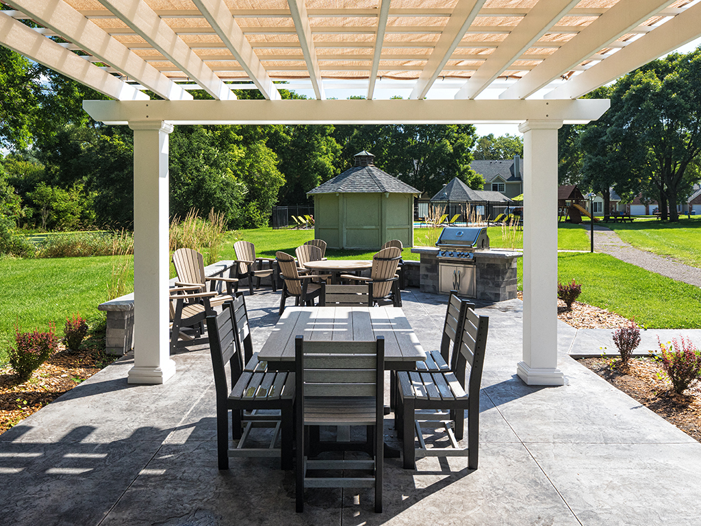Birch Lake Townhomes - Patio