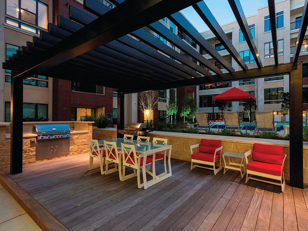 courtyard lounge at Ascent at City Centre