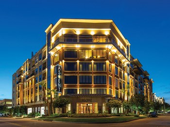 Exterior at night - Photo Gallery 38