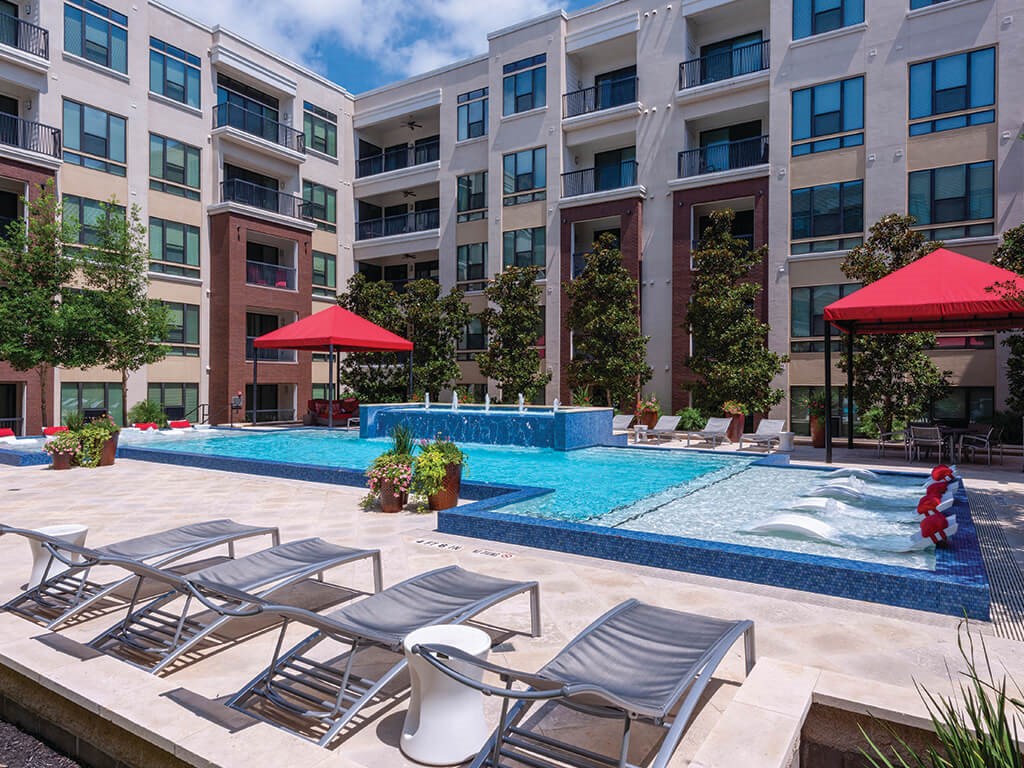 Pool at Ascent at City Centre