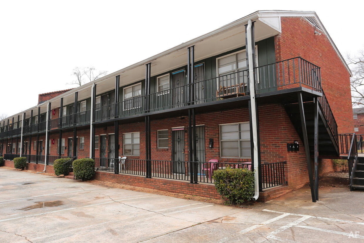 1295 West Apartments Ebrochure