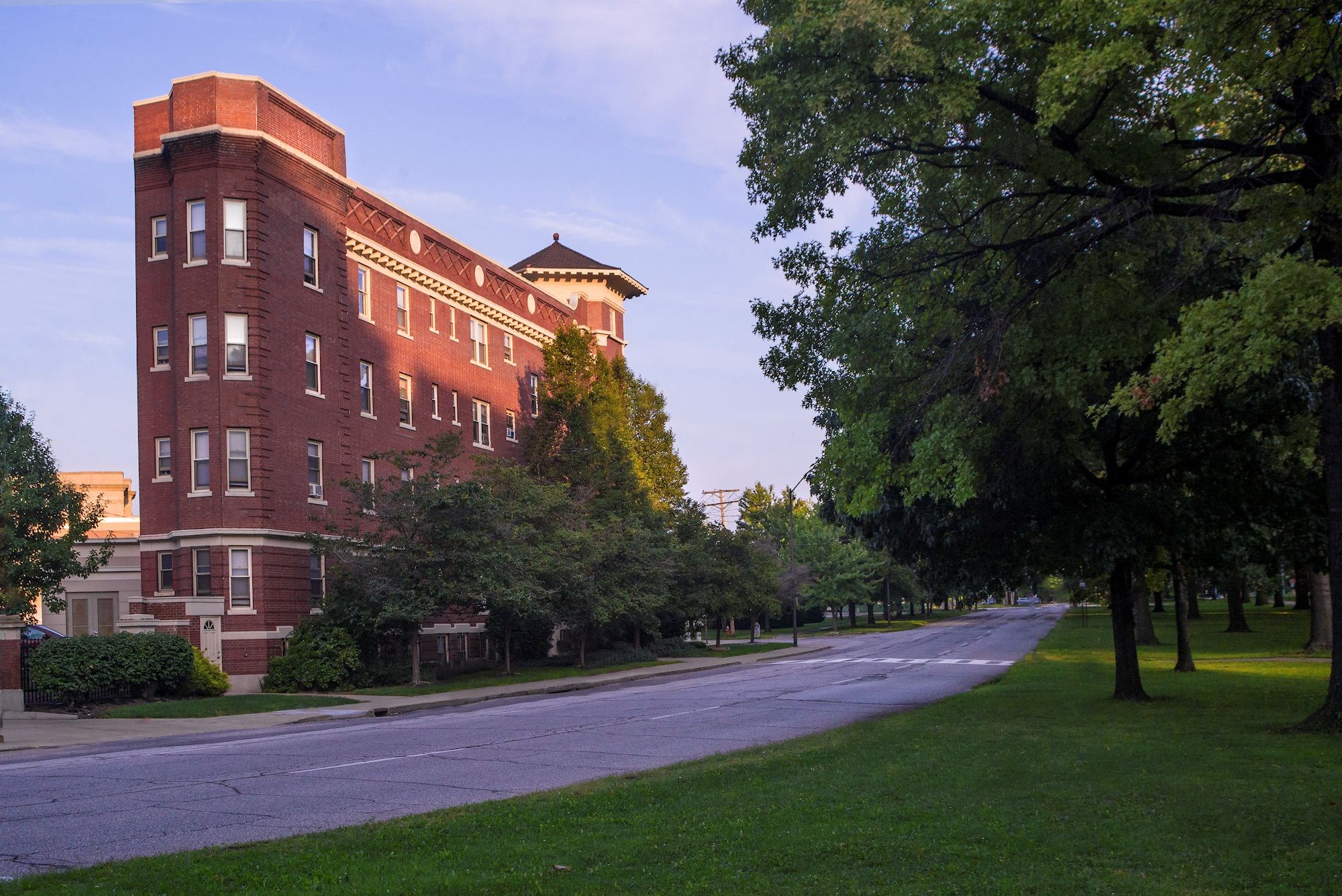 Parkside MMH, LLC Apartments, 2040 Stearns Road, Cleveland, OH RentCafe