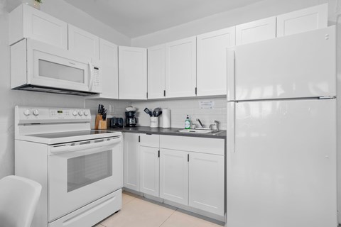 2890 Virginia Street Studio-2 Beds Apartment for Rent - Photo Gallery 32