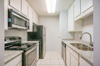 10051 Westpark Dr #276 1 Bed Apartment for Rent - Photo Gallery 2