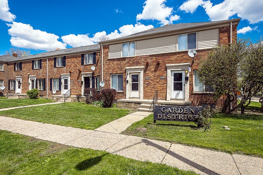 Franklin Village Apartments, 18450 W Chicago St, Detroit, MI RentCafe