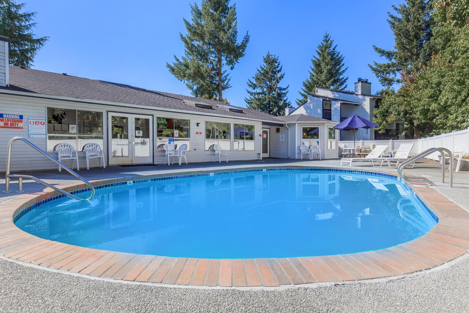 Alvista Lake Meridian Apartments in Kent, WA