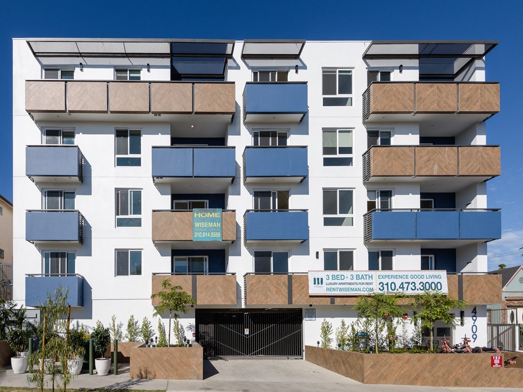 Building Exterior of Rosewood Heights by Wiseman