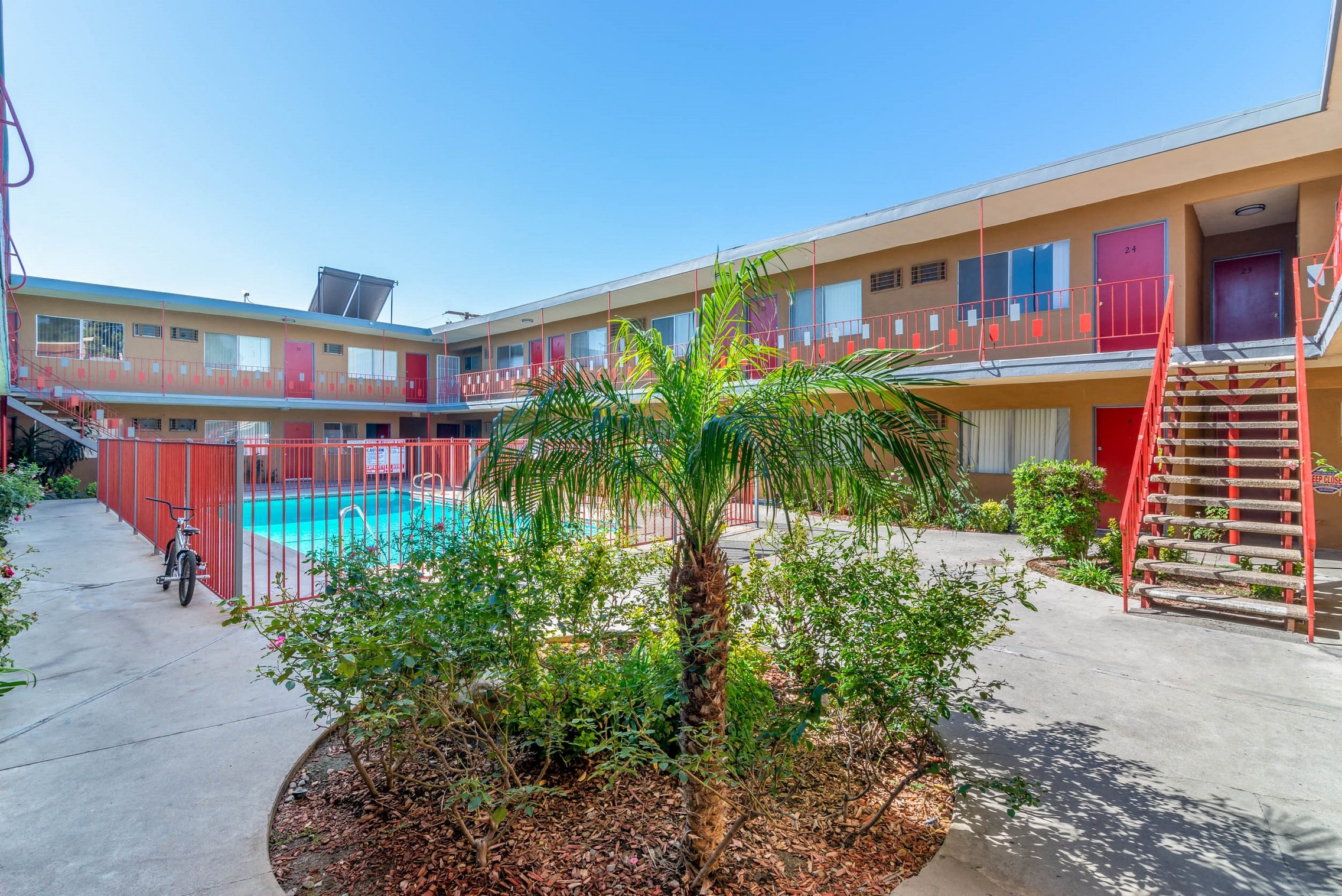 Twin Palms Apartments in Pomona, CA