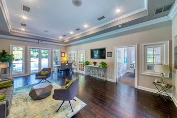 Evergreen Lenox Park Apartments Clubhouse lounge