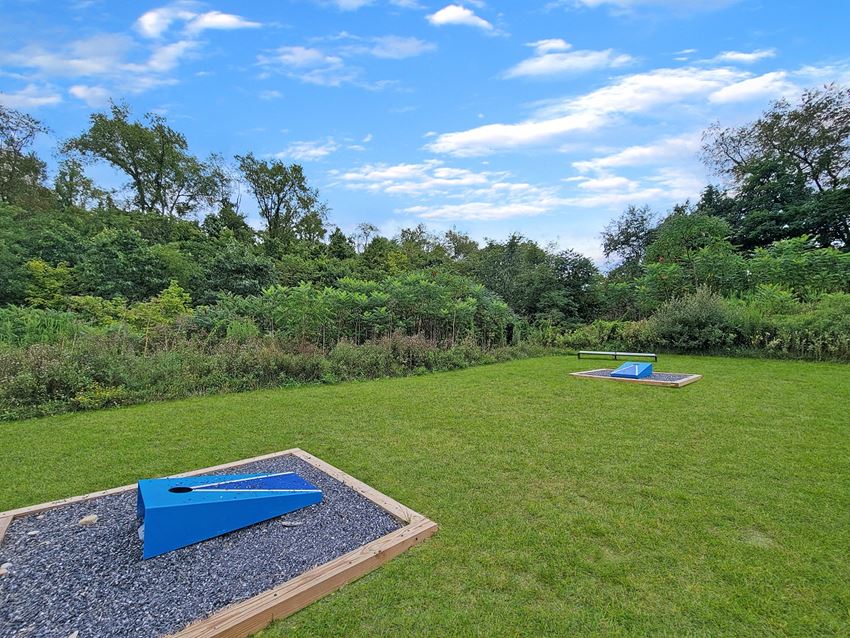 Torrente Apartment Homes, 2565 Boyce Plaza Road, Upper St Clair, PA