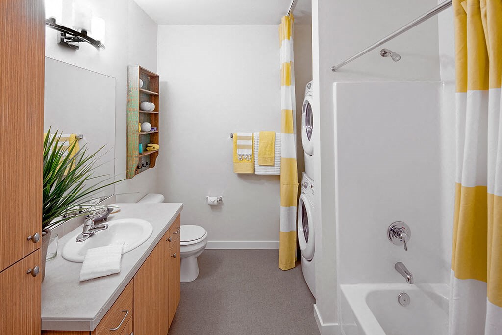 Luxurious Bathrooms at Riverwalk, Eugene, 97401