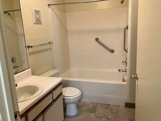 3 Canal Apartments