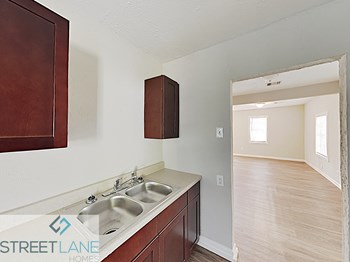 704 E Defee Ave 3 Beds House for Rent - Photo Gallery 4