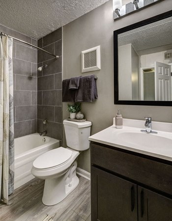 Upgraded Bathroom Fixtures at Foxboro Apartments, Illinois, 60090 - Photo Gallery 16