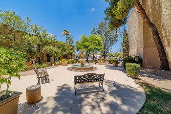 3710 E Bellevue St 1-3 Beds Apartment for Rent - Photo Gallery 3