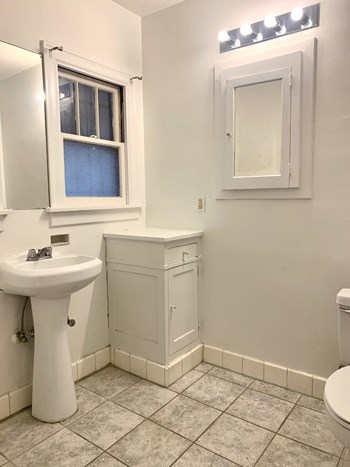 1400 - 1402.4 N. Formosa Ave 2 Beds Apartment for Rent - Photo Gallery 5