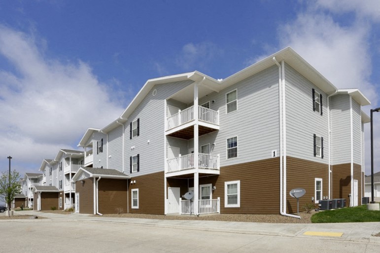 Westridge Apartments 3001 Harvest Hills Avenue Williston Nd Rentcafe