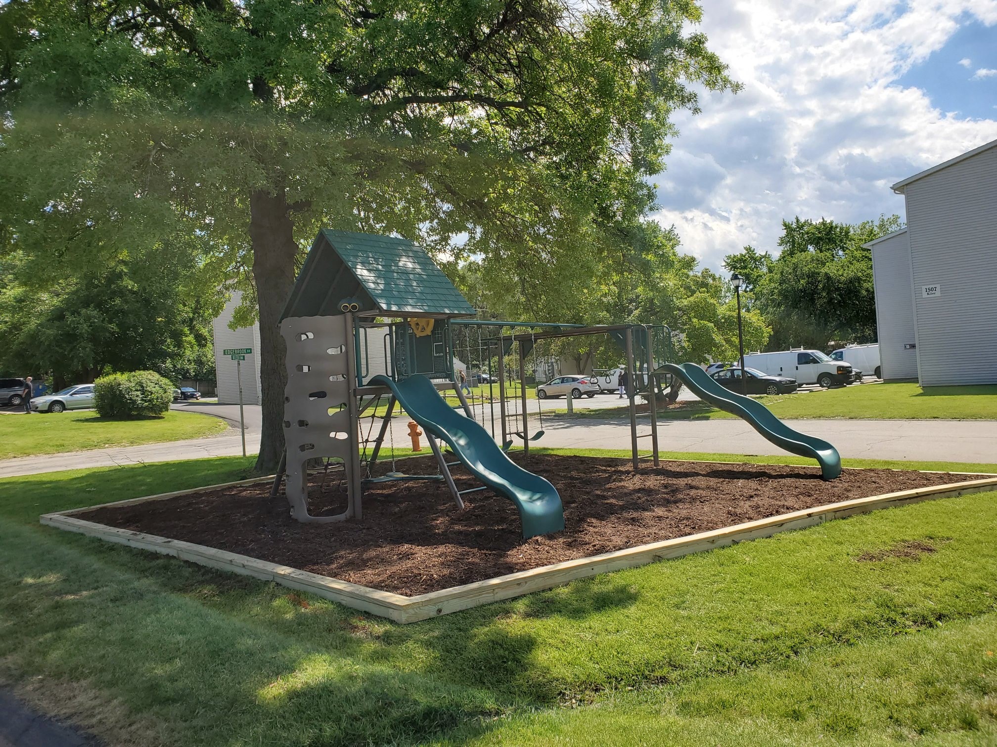 Windcrest Apartments