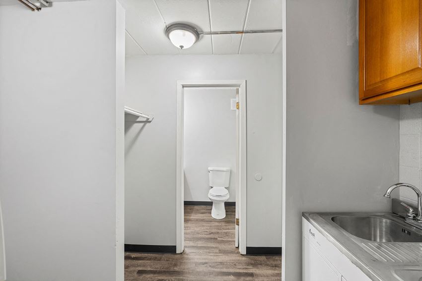 Windcrest Apartments