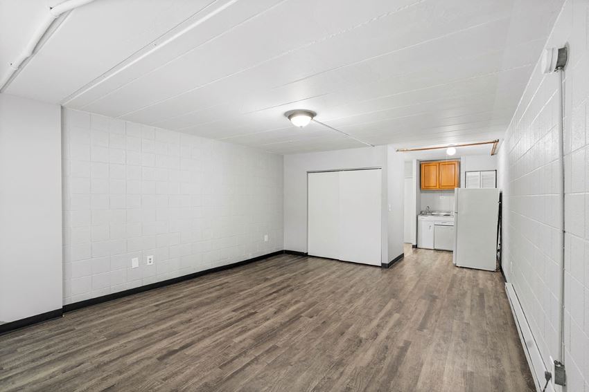 Windcrest Apartments