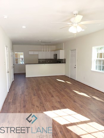 5007 Mallow Street Unit B 2 Beds House for Rent - Photo Gallery 2
