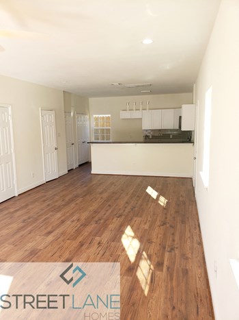 5007 Mallow Street Unit B 2 Beds House for Rent - Photo Gallery 3