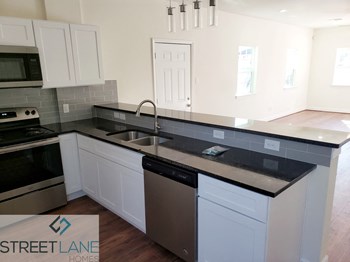5007 Mallow Street Unit B 2 Beds House for Rent - Photo Gallery 6