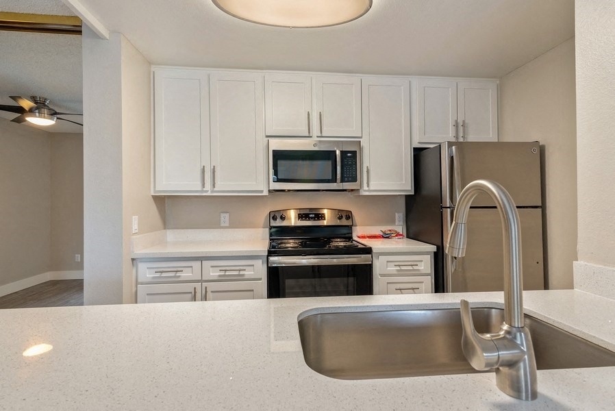 Presidio At Rancho Del Oro Apartments