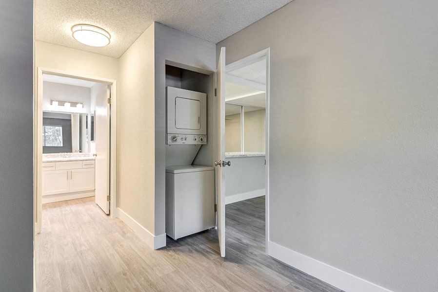 Presidio At Rancho Del Oro Apartments