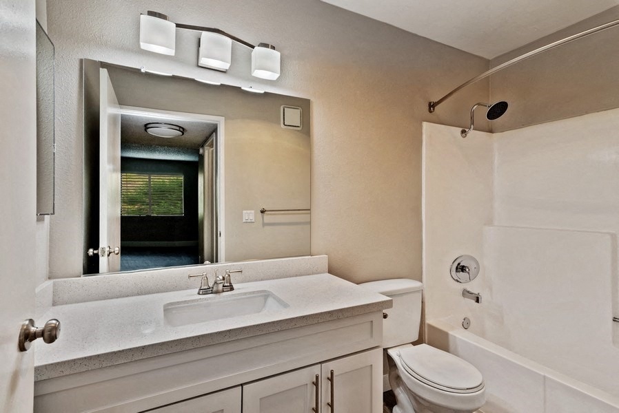 Presidio At Rancho Del Oro Apartments