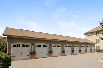 Garages Available at Alexander Village, Charlotte, NC, 28262