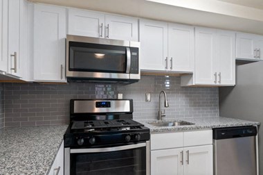 432 Strafford Avenue Studio-2 Beds Apartment for Rent