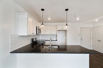 5420 Ridge Avenue Studio-2 Beds Apartment for Rent - Photo Gallery 4