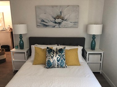 8818 S Central Ave Studio-2 Beds Apartment for Rent - Photo Gallery 16