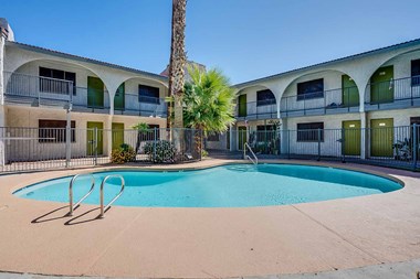 2912 E Indian School Rd Studio-1 Bed Apartment for Rent - Photo Gallery 12