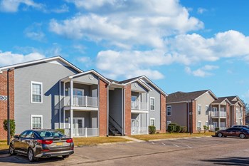 Building exterior Building exteriorat Piedmont Park Apartments, Hattiesburg, MS - Photo Gallery 3