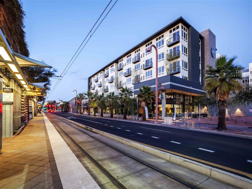 Circa Central Avenue