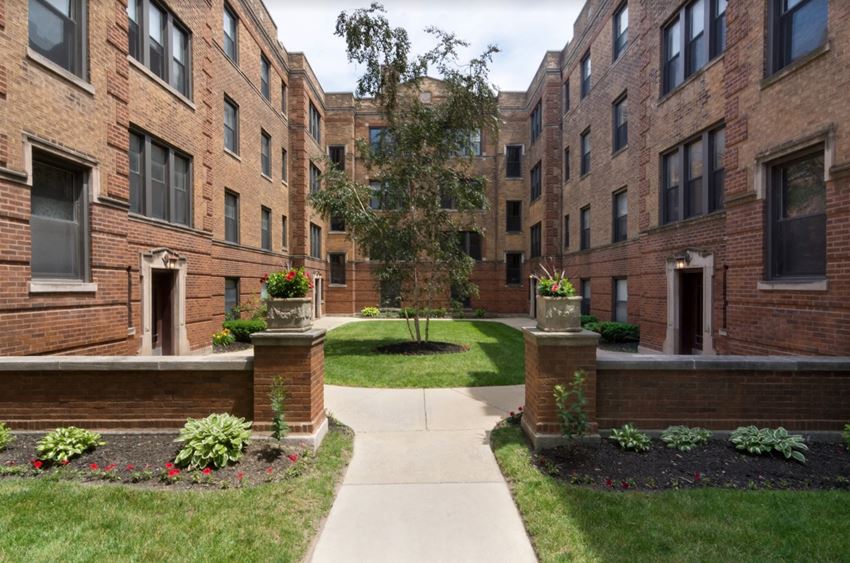 3507-13 N Racine Ave 1-2 Beds Apartment for Rent - Photo Gallery 1