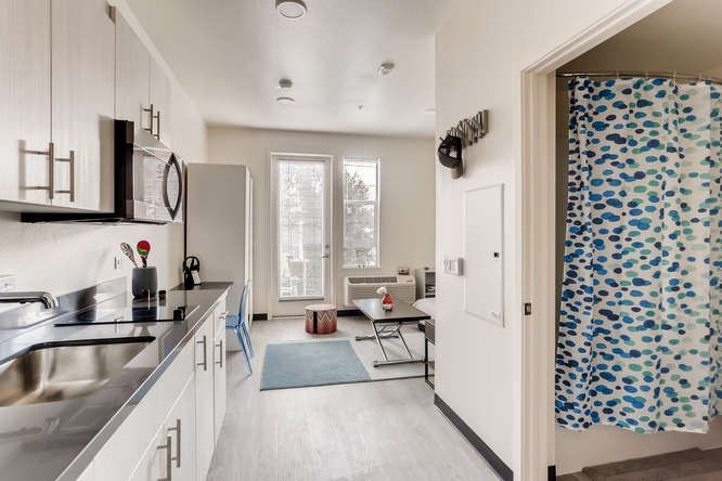 Studio, 1 Bathroom, Patio